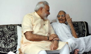 modi-with-mother